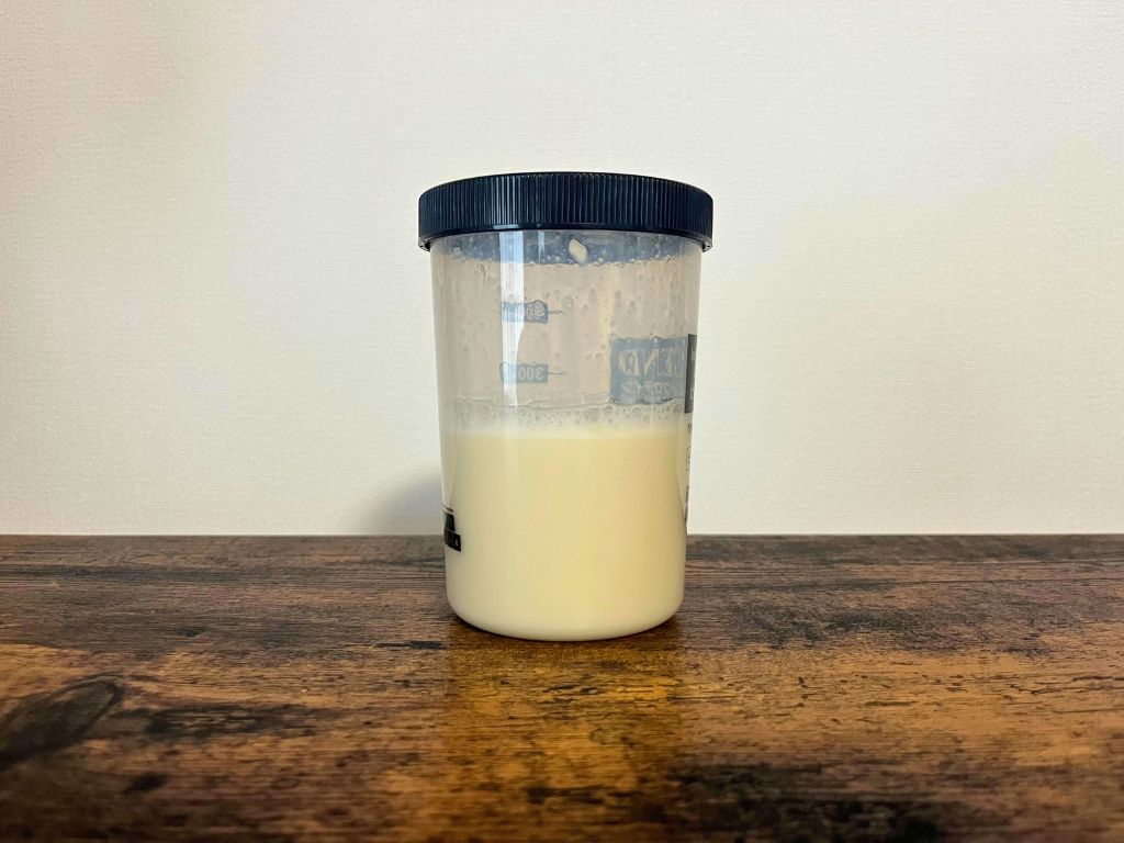 シェイカーで溶かした直後の泡立ちの様子
